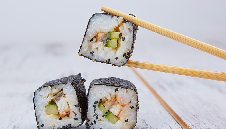 rotoli di maki per la lezione di sushi