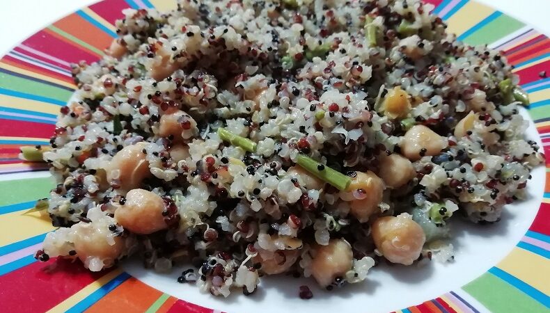 quinoa tricolore con ceci e asparagi